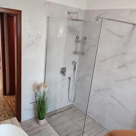 Desiree & Daniel דראמליי